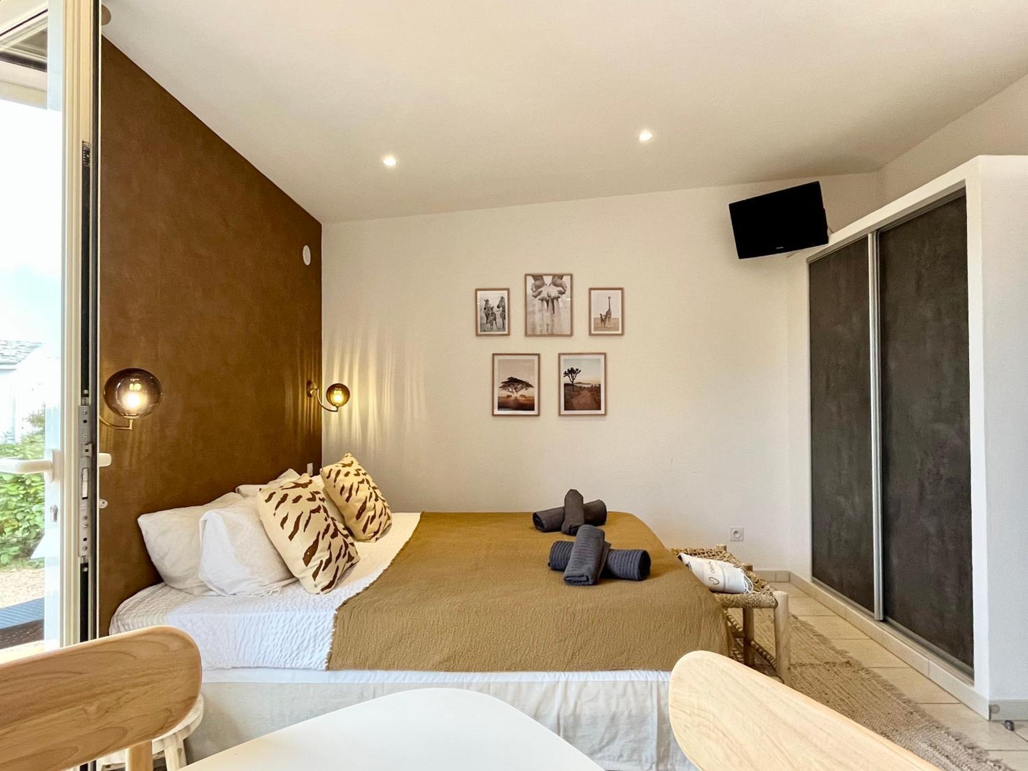 Domaine De Licetto Aparthotel Бонифачо Стая снимка