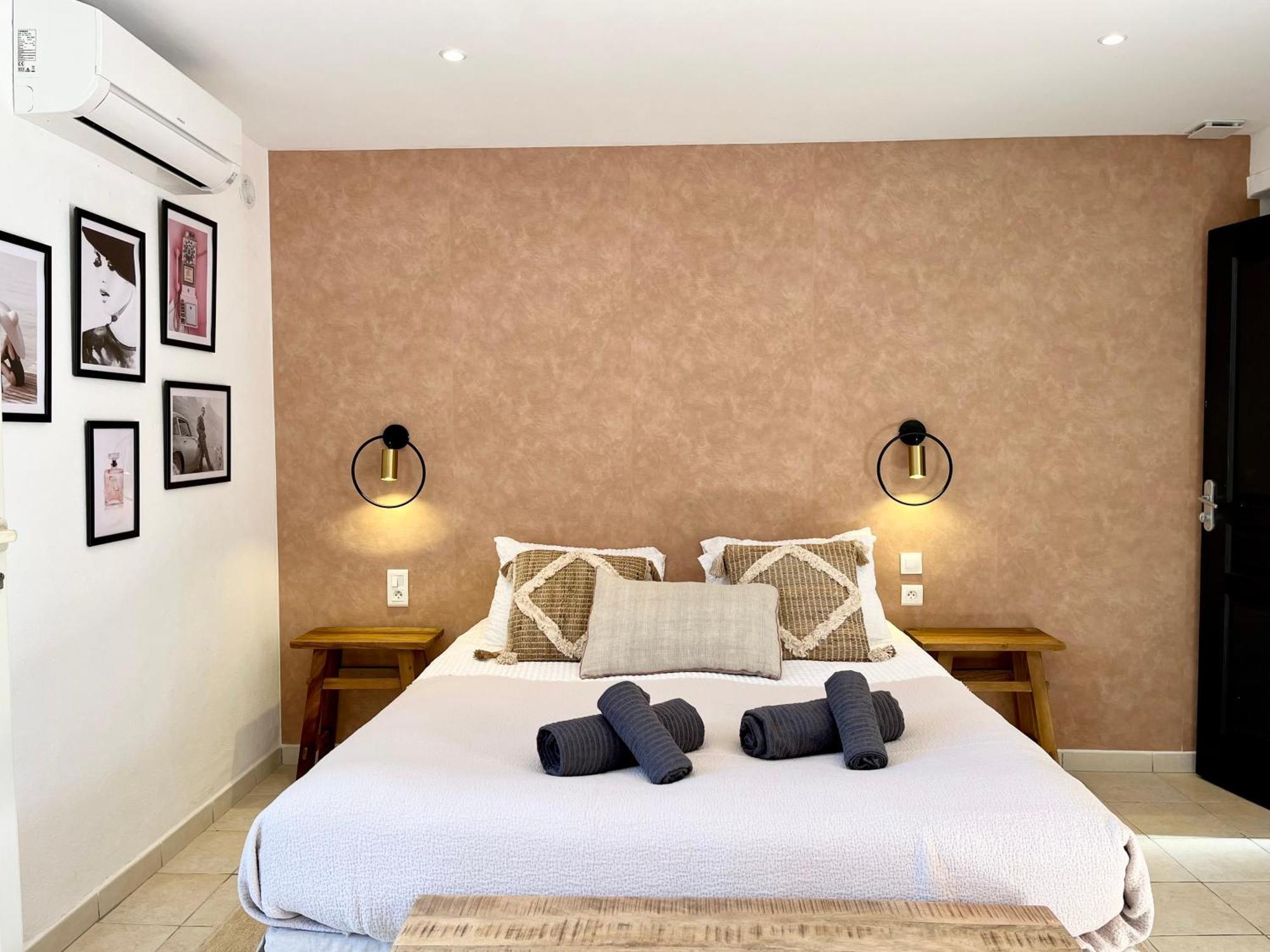 Domaine De Licetto Aparthotel Бонифачо Стая снимка